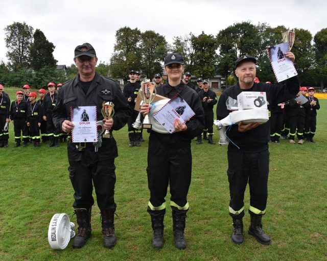 Powiatowe Zawody Sportowo-Pożarnicze w Mikołowie – kto zdobył złoto? [FOTO]