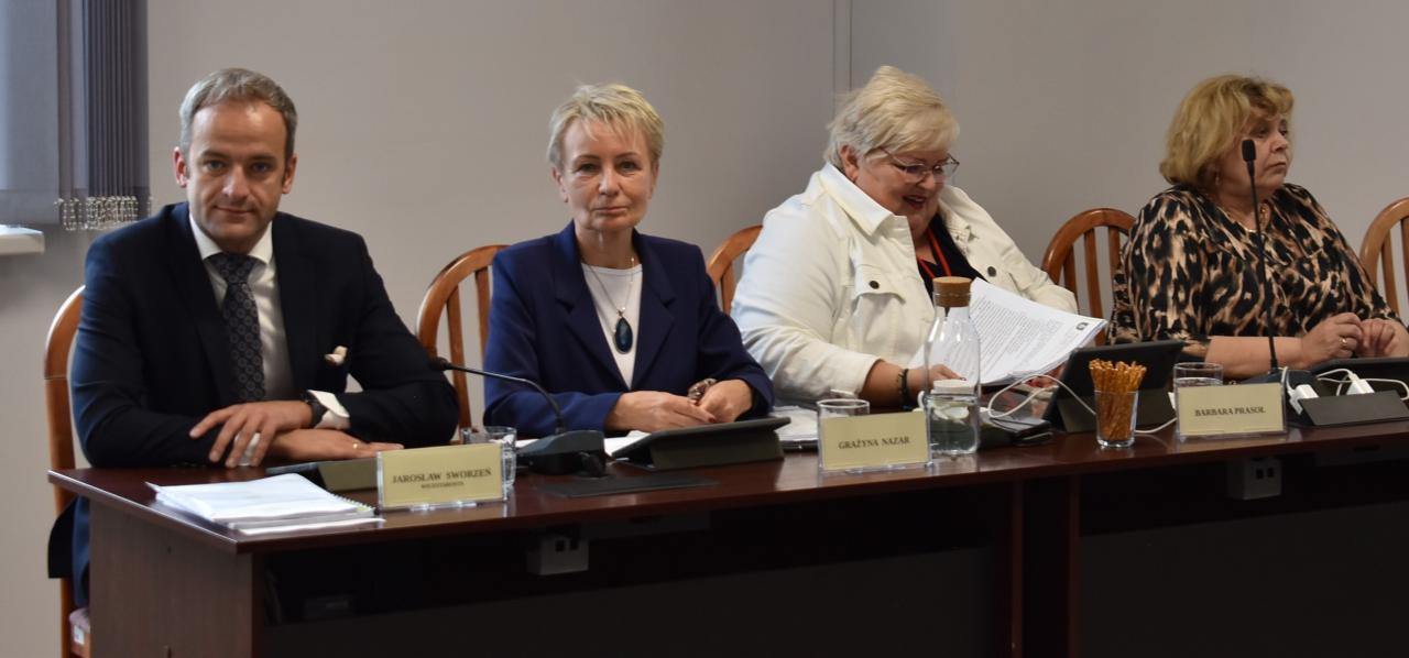Rada Powiatu Mikołowskiego udzieliła Zarządowi absolutorium za 2024 rok - fotoreportaż