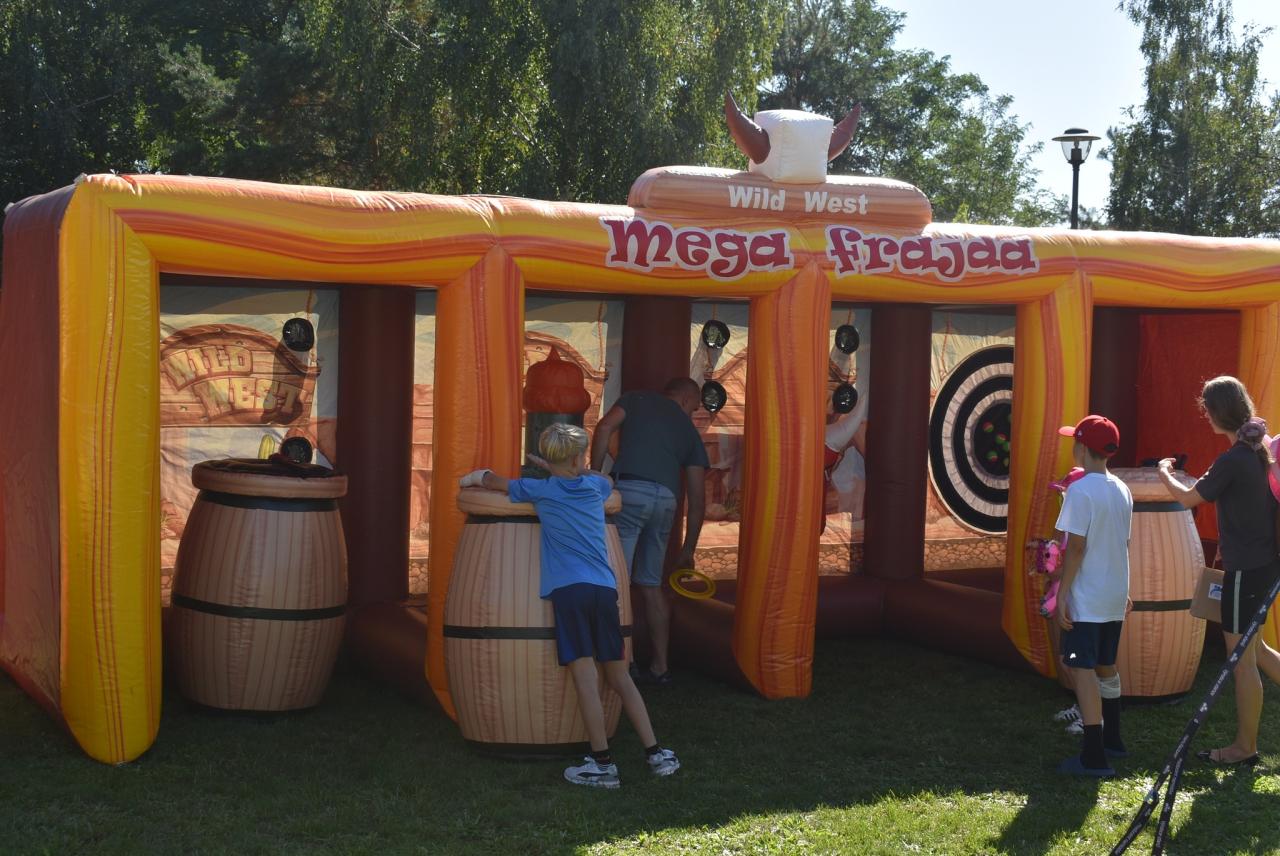 Zabawowe miasteczko w Mikołowie – za nami Piknik Rodzin Zastępczych 2025 - fotoreportaż