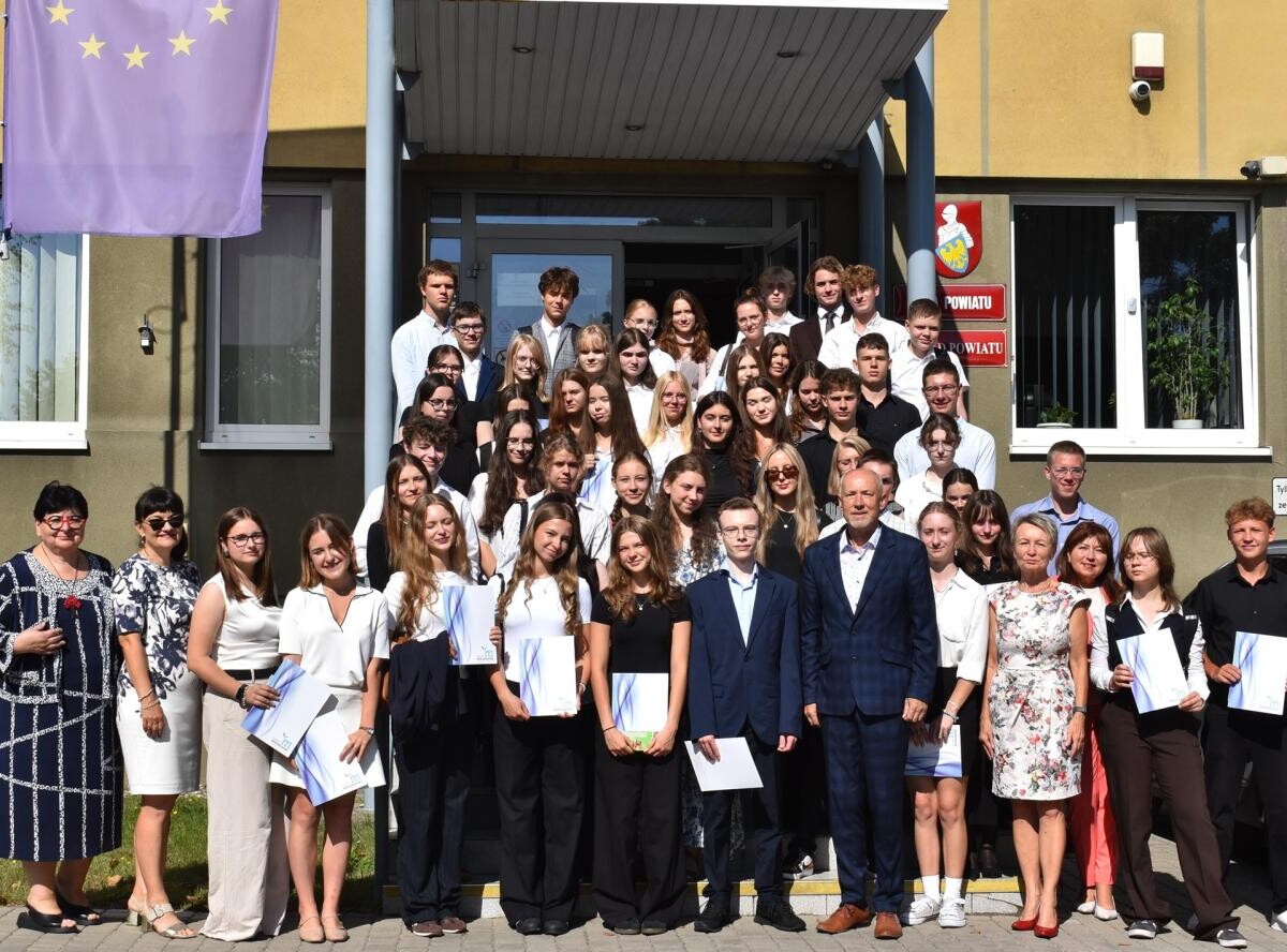 Wręczenie Stypendiów Starosty Mikołowskiego / fot. Aktualności Powiatu Mikołowskiego
