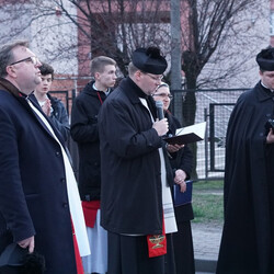 Droga Krzyżowa z Bazyliki św. Wojciecha