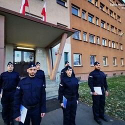 Sześciu nowych policjantów w garnizonie mikołowskim