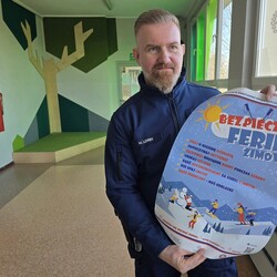 Policjanci w SP nr 5 w Mikołowie