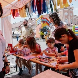 Dzień Dziecka na rynku