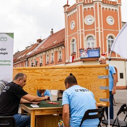 Brydż sportowy na rynku w Mikołowie