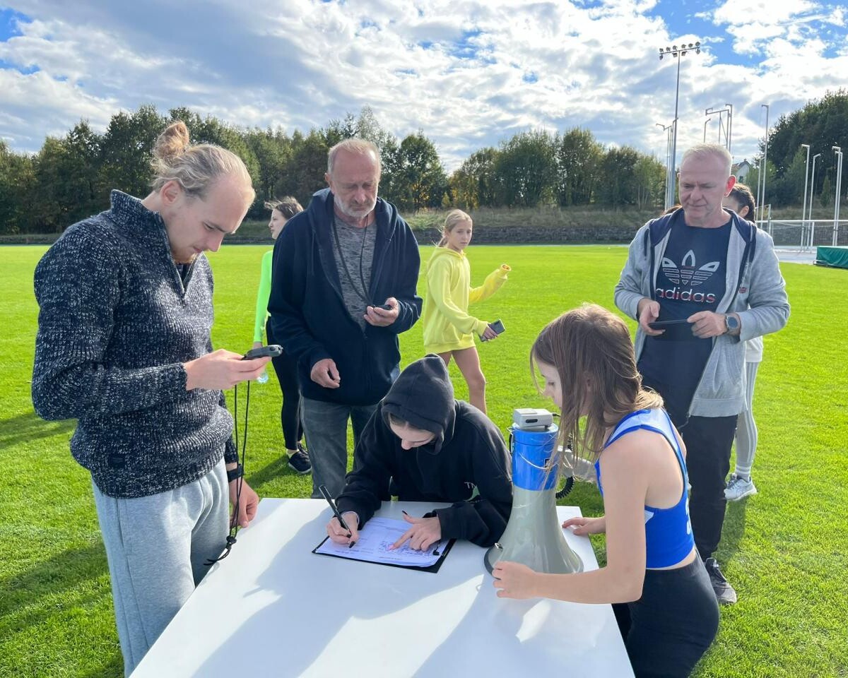 Zakończyły się pierwsze etapy 31. edycji Czwartków Lekkoatletycznych, które odbyły się 3 i 10 października na terenie kompleksu sportowo-rekreacyjnego MOSiR Mikołów /