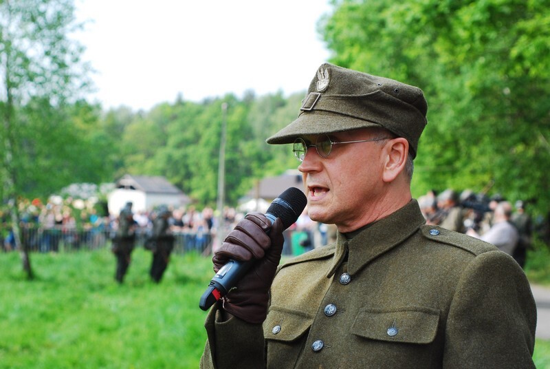 Jubileuszowa XV edycja "Bitwy Wyrskiej - Bój o Gostyń 2019" za nami. Odbyła się w sobotę, 25 maja 2019 roku w Gostyni, w gminie Wyry, w okolicy ulicy Tęczowej, czyli na historycznych polach w pobliżu Pomnika Pamięci Żołnierzy Września 1939 r.