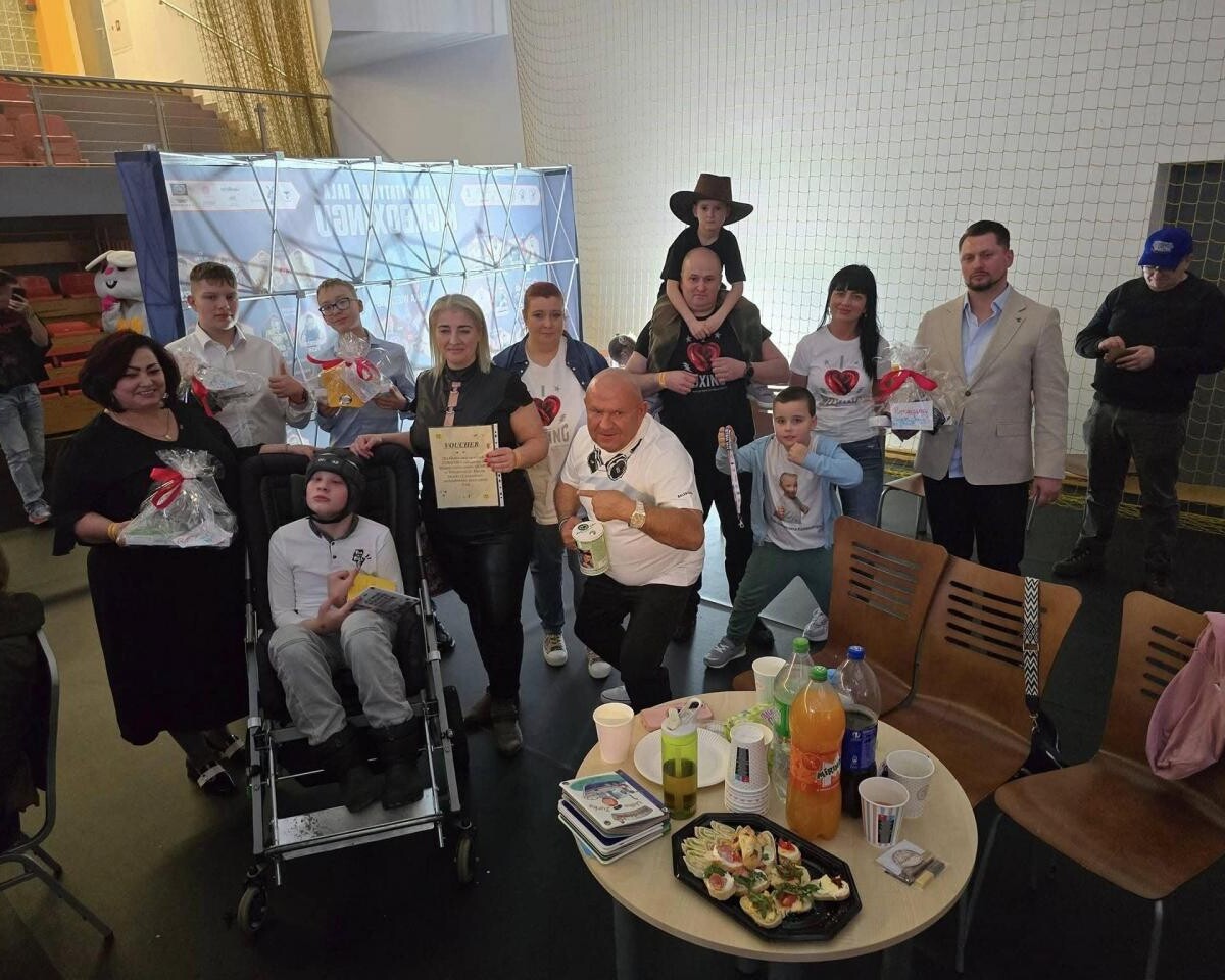 Fundacja Sto Serc podsumowuje VII Charytatywną Galę Kickboxingu w Mikołowie. Zebrano rekordową kwotę 86 620 zł na leczenie Alana i Kuby / fot. Fundacja Sto Serc