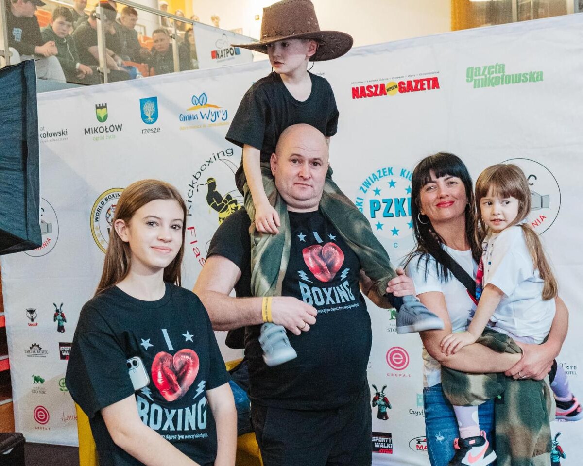 Fundacja Sto Serc podsumowuje VII Charytatywną Galę Kickboxingu w Mikołowie. Zebrano rekordową kwotę 86 620 zł na leczenie Alana i Kuby / fot. Fundacja Sto Serc
