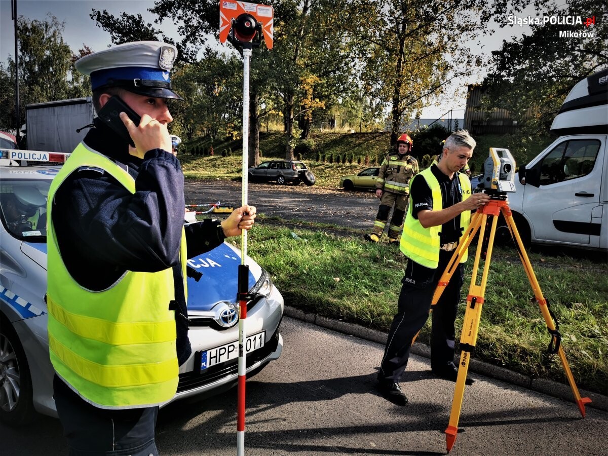 Policjanci Wydziału Kryminalnego mikołowskiej komendy wyjaśniają okoliczności wypadku z udziałem rowerzysty, do którego doszło w centrum miasta.