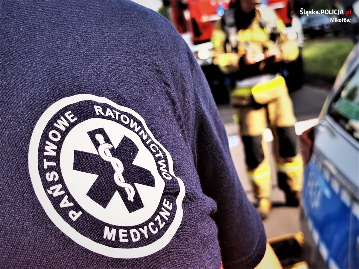 Policjanci Wydziału Kryminalnego mikołowskiej komendy wyjaśniają okoliczności wypadku z udziałem rowerzysty, do którego doszło w centrum miasta.