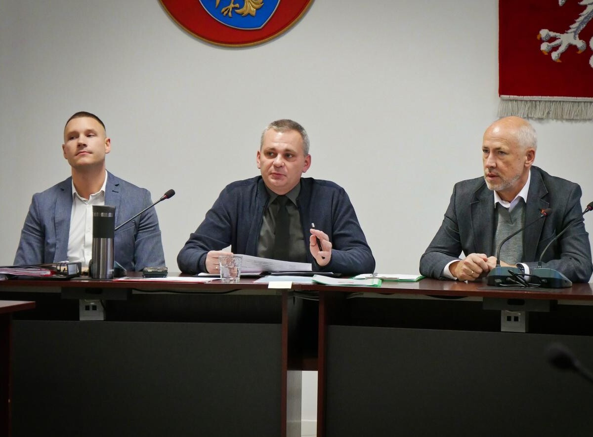 Celem ćwiczeń jest doskonalenie współpracy między służbami w kontekście zagrożeń zewnętrznych, zwłaszcza w czasie wojny / fot. Aktualności Powiatu Mikołowskiego FB
