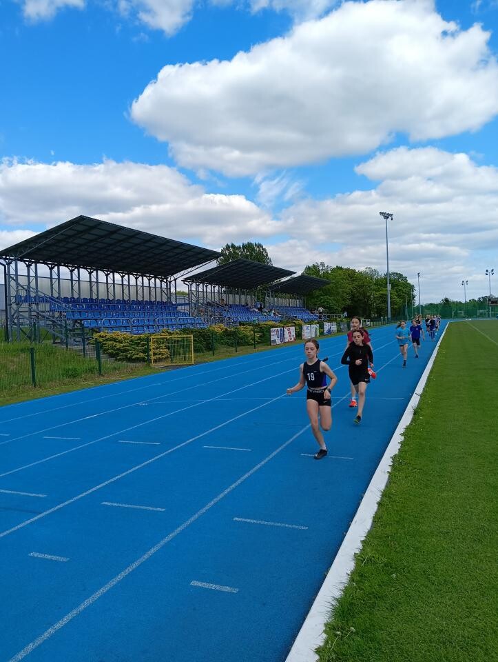 Za nami kolejne eliminacje w ramach „Czwartków Lekkoatletycznych” w Mikołowie / fot. MOSiR Mikołów