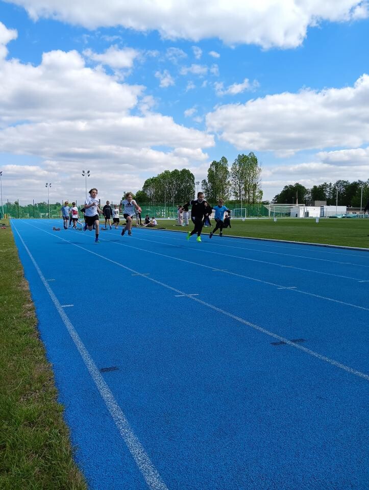 Za nami kolejne eliminacje w ramach „Czwartków Lekkoatletycznych” w Mikołowie / fot. MOSiR Mikołów