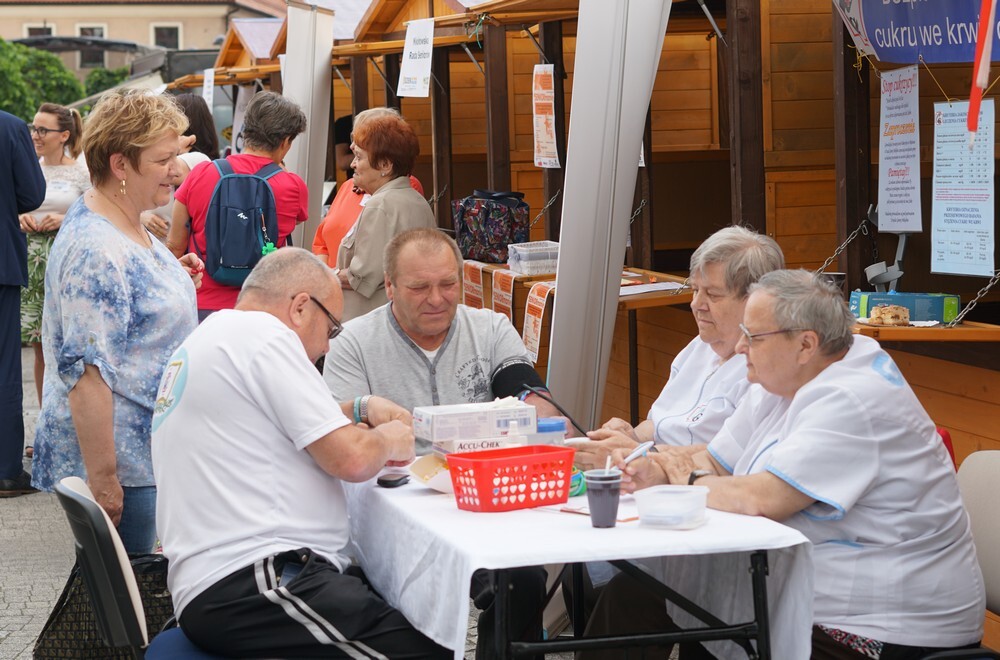 Kolorowo, radośnie, twórczo – w ten sposób można scharakteryzować tegoroczne obchody Dnia Dziecka w Mikołowie. Na rynku zorganizowano również Festiwal Organizacji Pozarządowych.