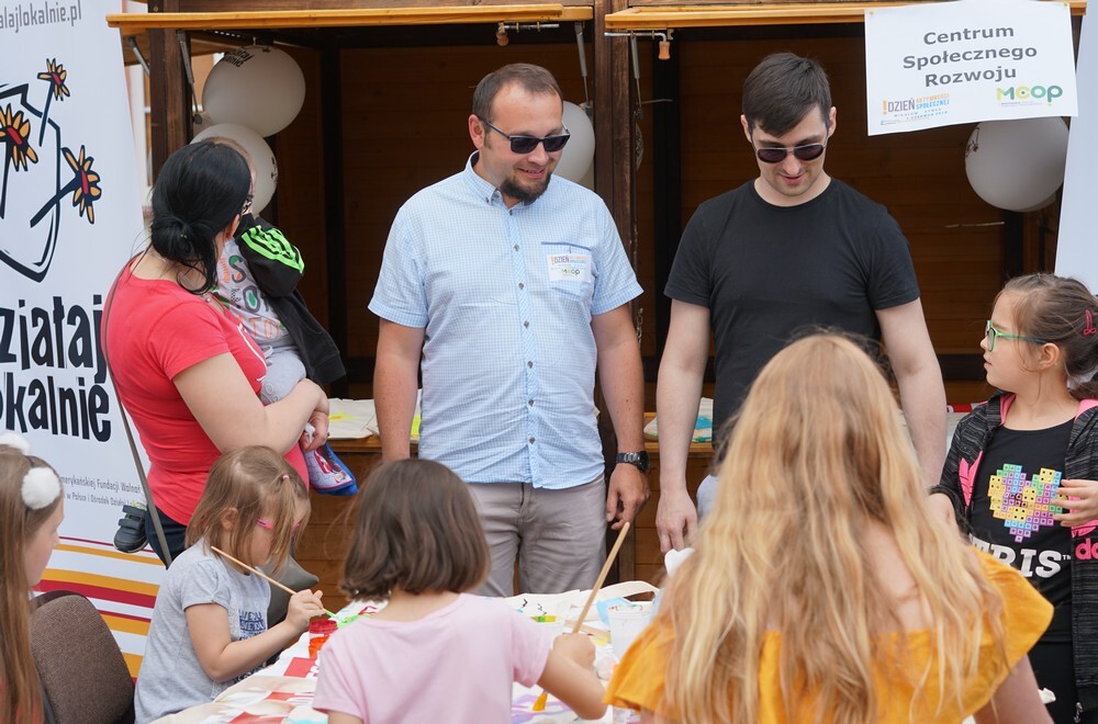 Kolorowo, radośnie, twórczo – w ten sposób można scharakteryzować tegoroczne obchody Dnia Dziecka w Mikołowie. Na rynku zorganizowano również Festiwal Organizacji Pozarządowych.