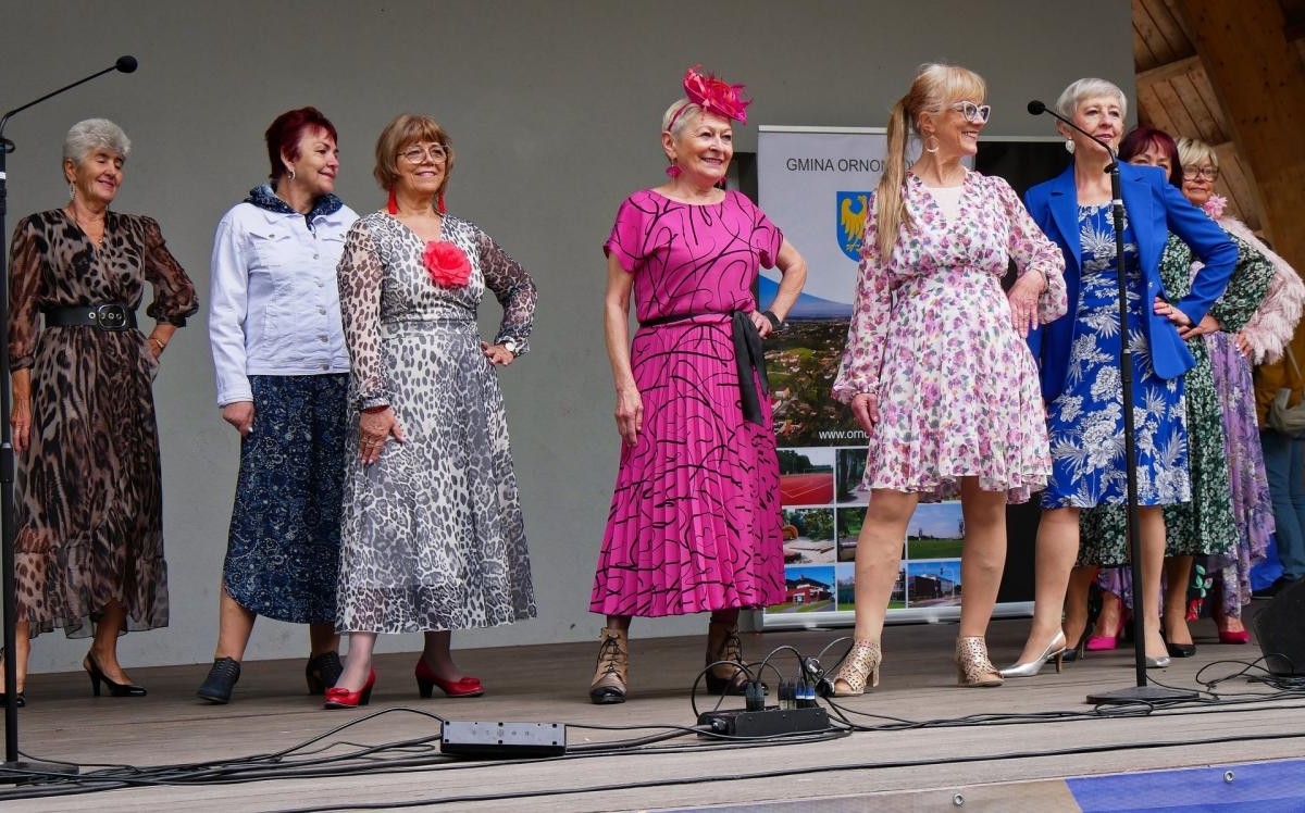 IV Festiwal Aktywności Senioralnej i III Targi Senioralne w Ornontowicach połączyły pokolenia / fot. Aktualności Powiatu Mikołowskiego