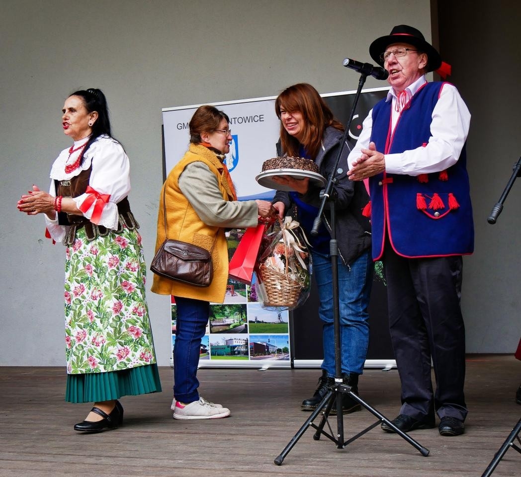 IV Festiwal Aktywności Senioralnej i III Targi Senioralne w Ornontowicach połączyły pokolenia / fot. Aktualności Powiatu Mikołowskiego