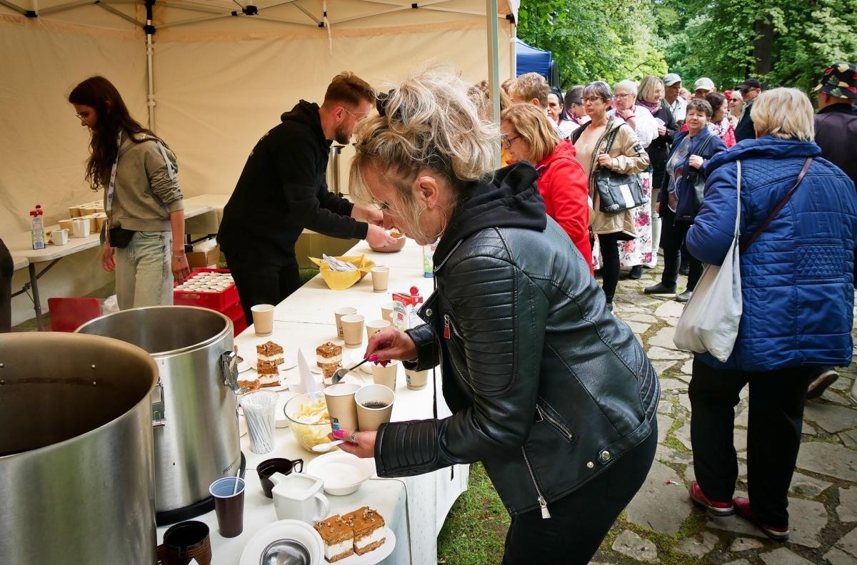 IV Festiwal Aktywności Senioralnej i III Targi Senioralne w Ornontowicach połączyły pokolenia / fot. Aktualności Powiatu Mikołowskiego