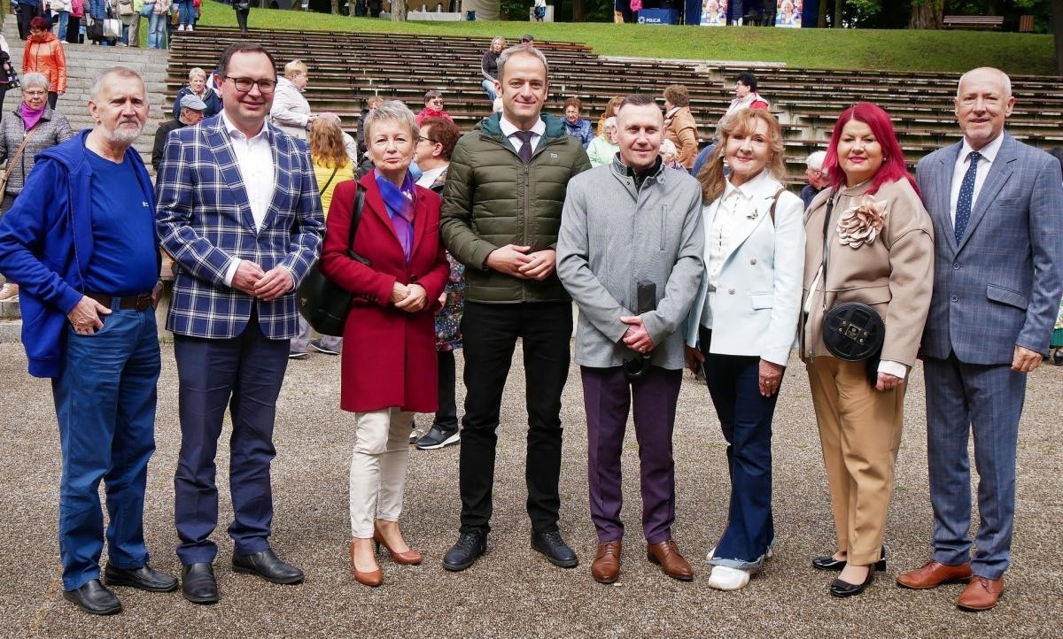 IV Festiwal Aktywności Senioralnej i III Targi Senioralne w Ornontowicach połączyły pokolenia / fot. Aktualności Powiatu Mikołowskiego
