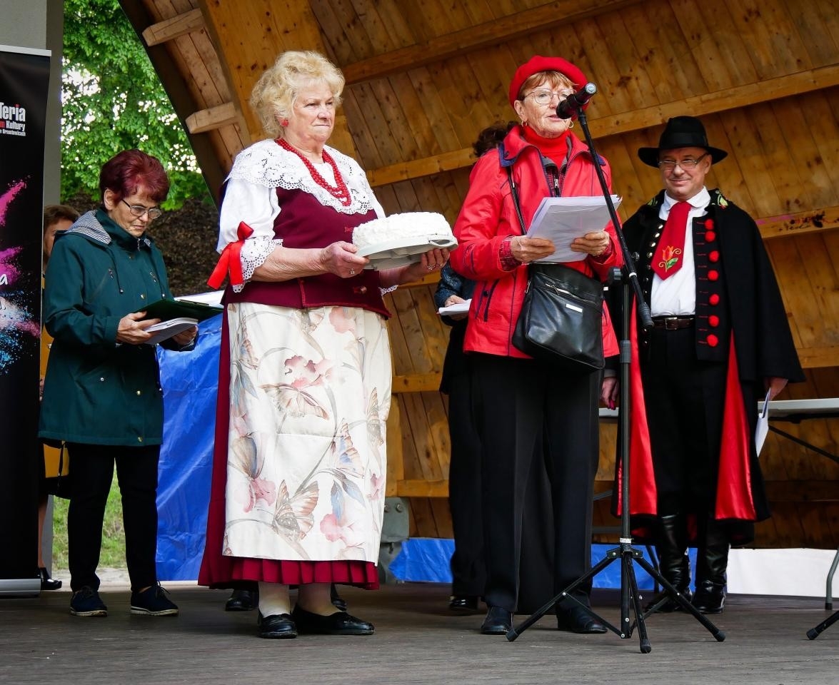 IV Festiwal Aktywności Senioralnej i III Targi Senioralne w Ornontowicach połączyły pokolenia / fot. Aktualności Powiatu Mikołowskiego