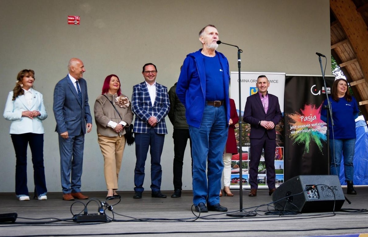 IV Festiwal Aktywności Senioralnej i III Targi Senioralne w Ornontowicach połączyły pokolenia / fot. Aktualności Powiatu Mikołowskiego