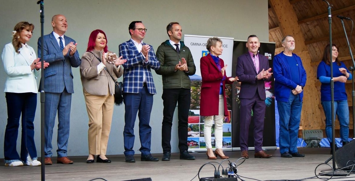 IV Festiwal Aktywności Senioralnej i III Targi Senioralne w Ornontowicach połączyły pokolenia / fot. Aktualności Powiatu Mikołowskiego