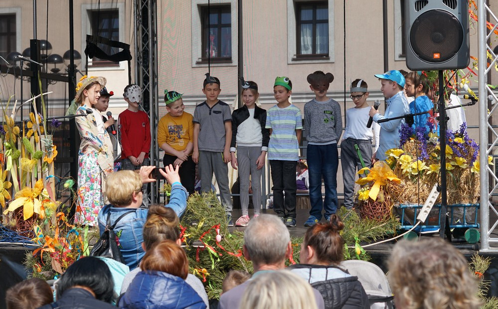 W Mikołowie trwa Jarmark Wielkanocny. Na rynku do kupienia dekoracje świąteczne i rękodzieło, swojskie wędliny, chleby i wiele innych. Jarmarkowi towarzyszył Festiwal Obrzędów i Zwyczajów.