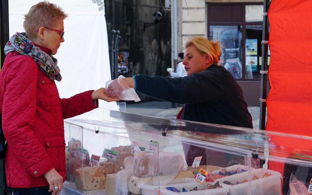 W Mikołowie trwa Jarmark Wielkanocny. Na rynku do kupienia dekoracje świąteczne i rękodzieło, swojskie wędliny, chleby i wiele innych. Jarmarkowi towarzyszył Festiwal Obrzędów i Zwyczajów.