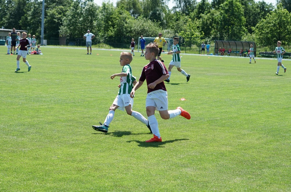 Na stadionie AKS Mikołów odbył się charytatywny turniej Fundacji Stonoga - Kipsta Cup 2019 Gramy dla Afryki! Zawody wygrały drużyny Polonii Łaziska, Sparty Katowice, RKP ROW Rybnik i LKS Czaniec.