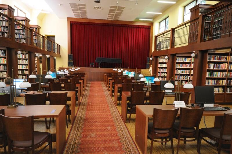 Miejska Biblioteka Publiczna 7