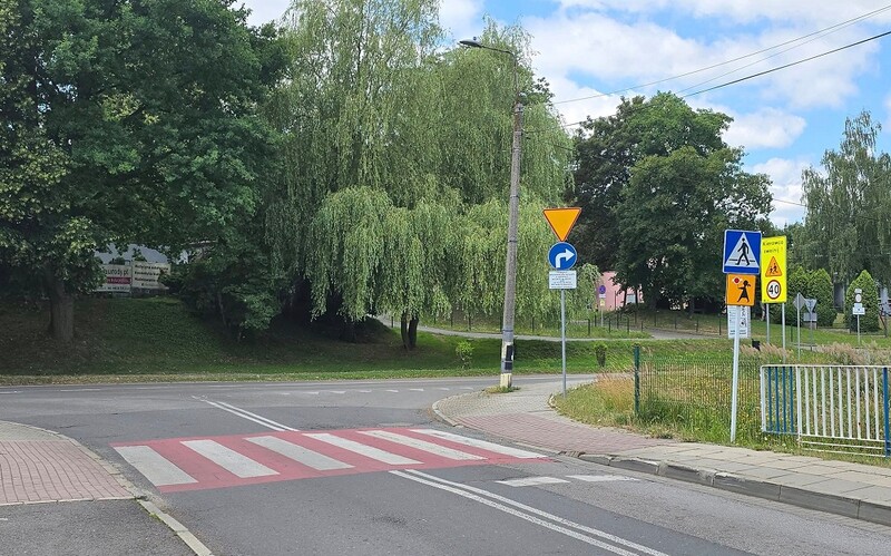 Mikołów: Nakaz jazdy w prawo na Musioła – nowe rozwiązanie tymczasowe