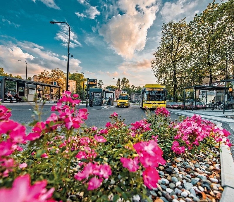 Mikołów: Zamknięcie DW925. Zmiany dla linii autobusowych 505, 520, 620, K i P