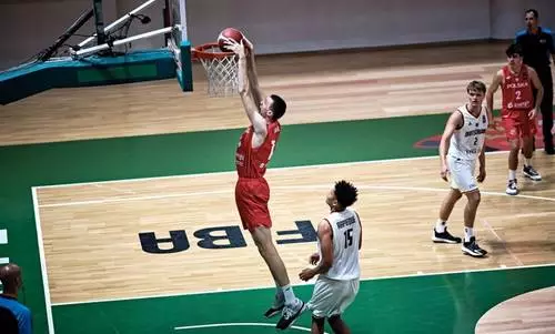 Mikołowianin Maksymilian Duda w Mistrzostwach Europy U18 w koszykówce!