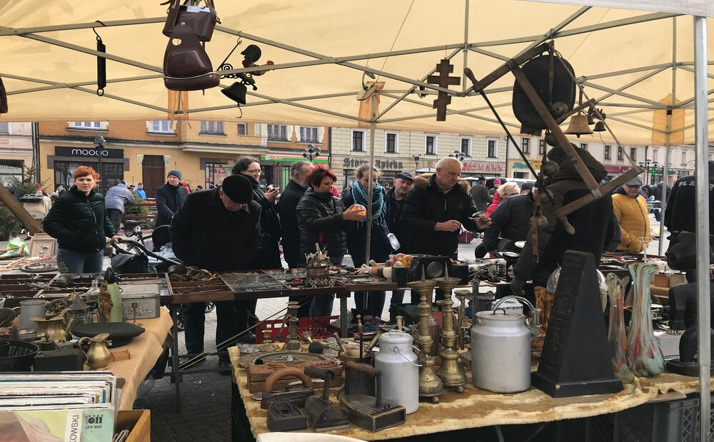 Mikołowski Jarmark Staroci: tłumy podczas targów antyków