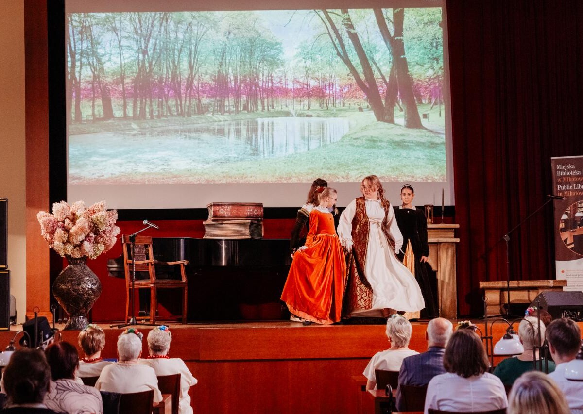 Narodowe Czytanie w Mikołowie za nami / fot. Birdabo Studio