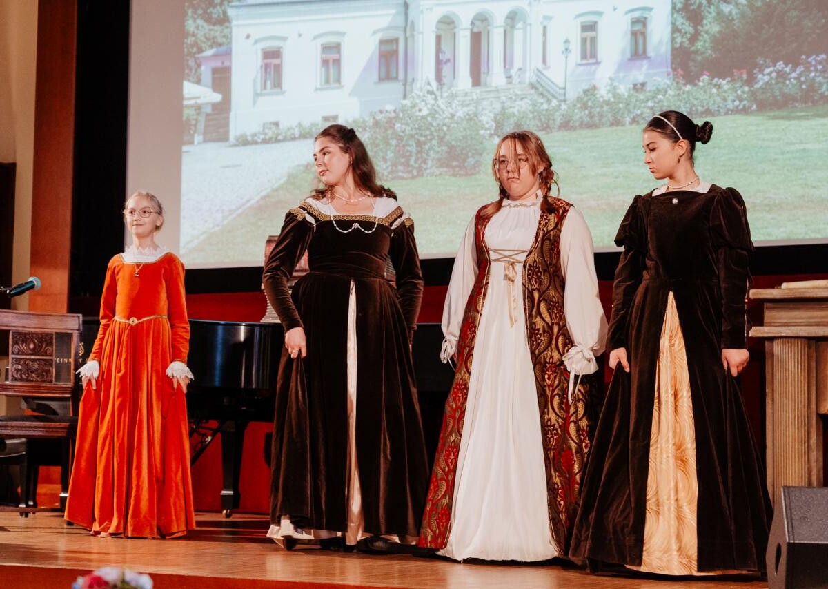 Narodowe Czytanie w Mikołowie za nami / fot. Birdabo Studio