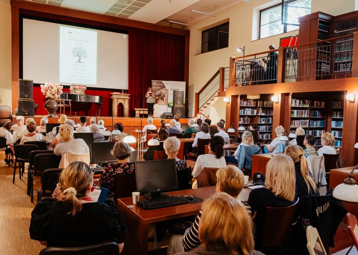 Narodowe Czytanie w Mikołowie za nami / fot. Birdabo Studio