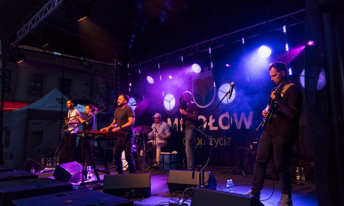 Miniony piątek był niezapomnianym wieczorem dla wszystkich miłośników muzyki, którzy zgromadzili się na koncercie Nat Osborn Band w Mikołowie / fot. EmK4