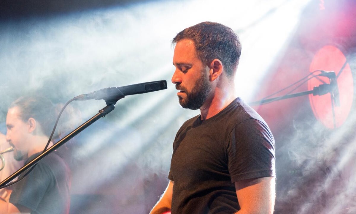 Miniony piątek był niezapomnianym wieczorem dla wszystkich miłośników muzyki, którzy zgromadzili się na koncercie Nat Osborn Band w Mikołowie / fot. EmK4