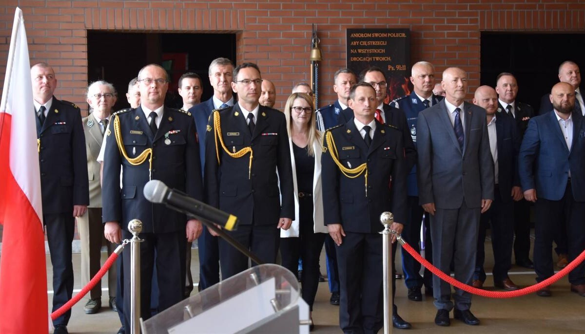 Komenda Powiatowa Państwowej Straży Pożarnej w Mikołowie ma oficjalnie nowego komendanta. Stanowisko objął st. bryg. Radosław Radkowski / fot. Aktualności Powiatu Mikołowskiego FB