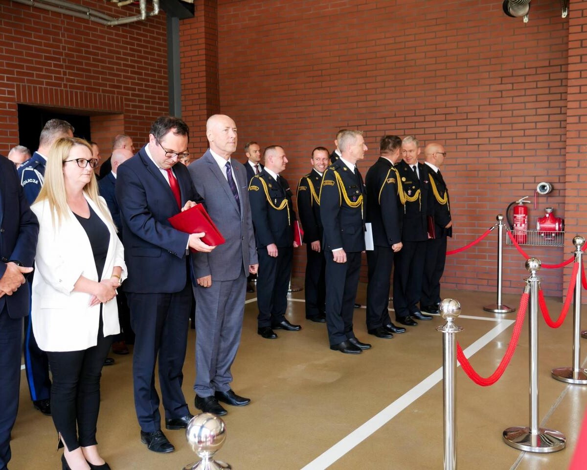 Komenda Powiatowa Państwowej Straży Pożarnej w Mikołowie ma oficjalnie nowego komendanta. Stanowisko objął st. bryg. Radosław Radkowski / fot. Aktualności Powiatu Mikołowskiego FB