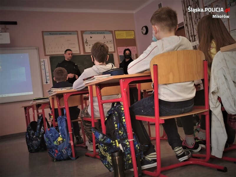 O wzajemnym szacunku i poszanowaniu praw człowieka z policyjnymi profilaktykami