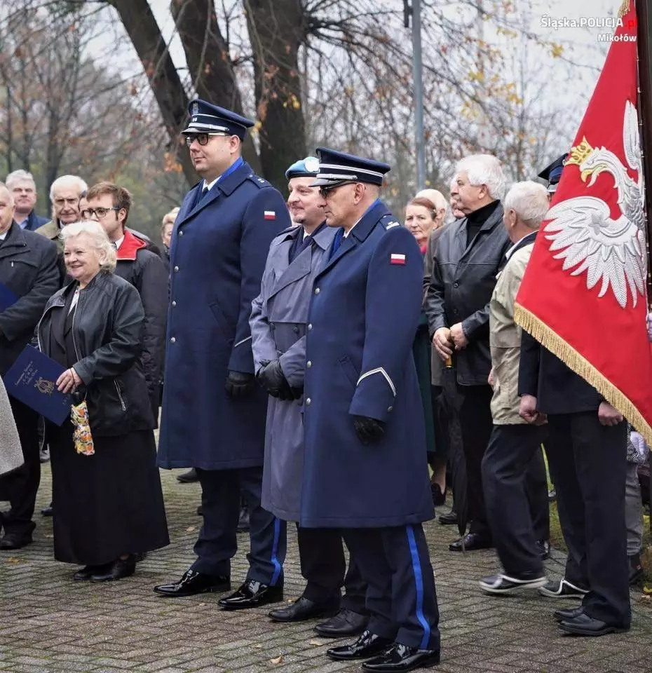 W 105. rocznicę odzyskania przez Polskę niepodległości na ternie powiatu mikołowskiego od samego rana trwały uroczyste obchody.