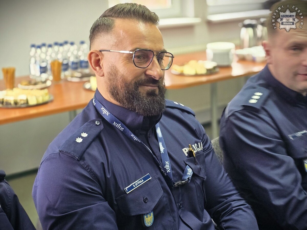 Policja w Mikołowie podsumowała 2024 rok podczas odprawy rocznej. Omówiono statystyki, wyzwania i priorytety na 2025 rok / fot. KPP Mikołów