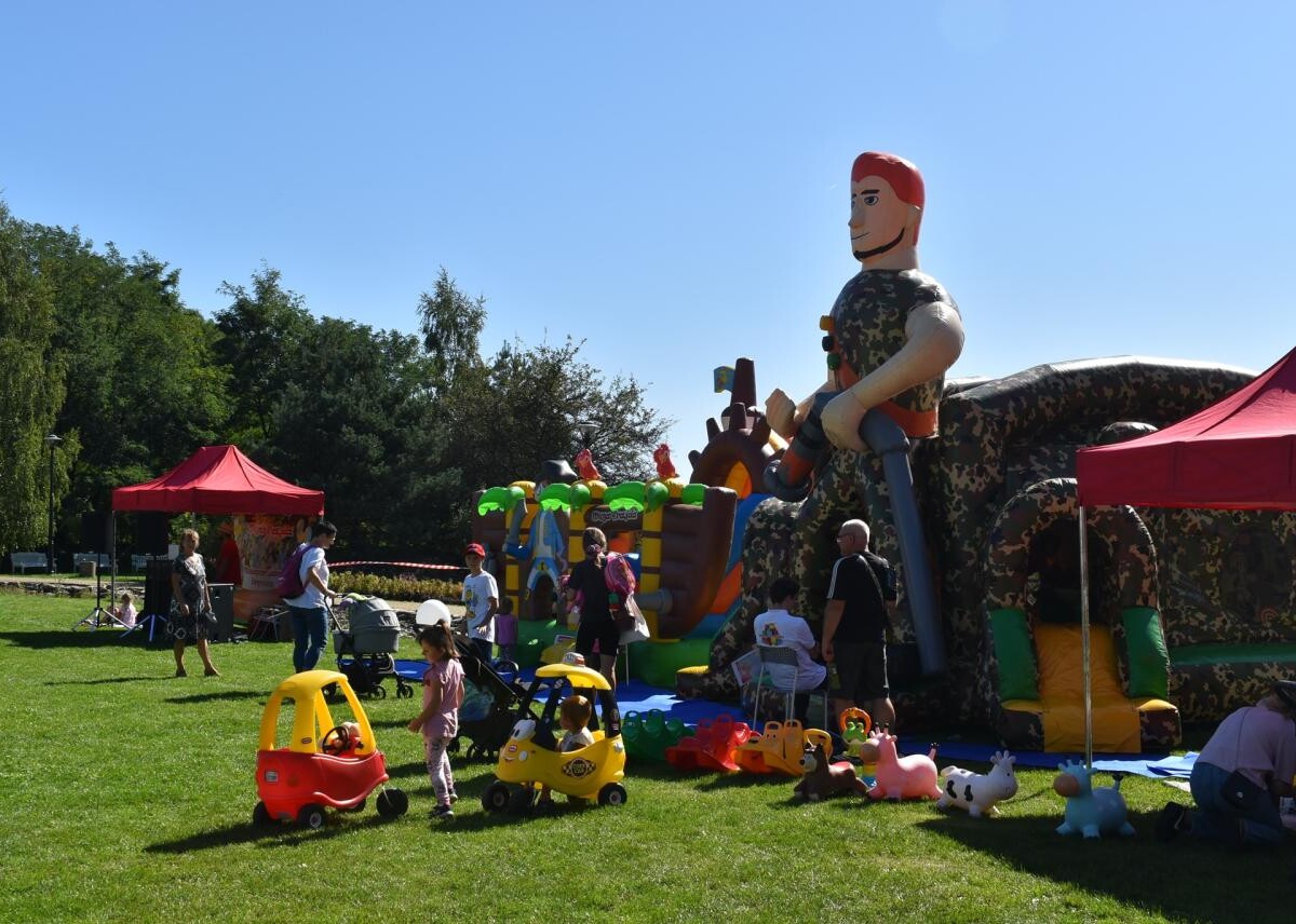 Piknik Rodzin Zastępczych w Śląskim Ogrodzie Botanicznym w Mikołowie / fot. Aktualności Powiatu Mikołowskiego