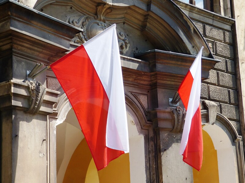 Plakaty wyborcze pod ochroną prawa – co grozi za ich niszczenie?