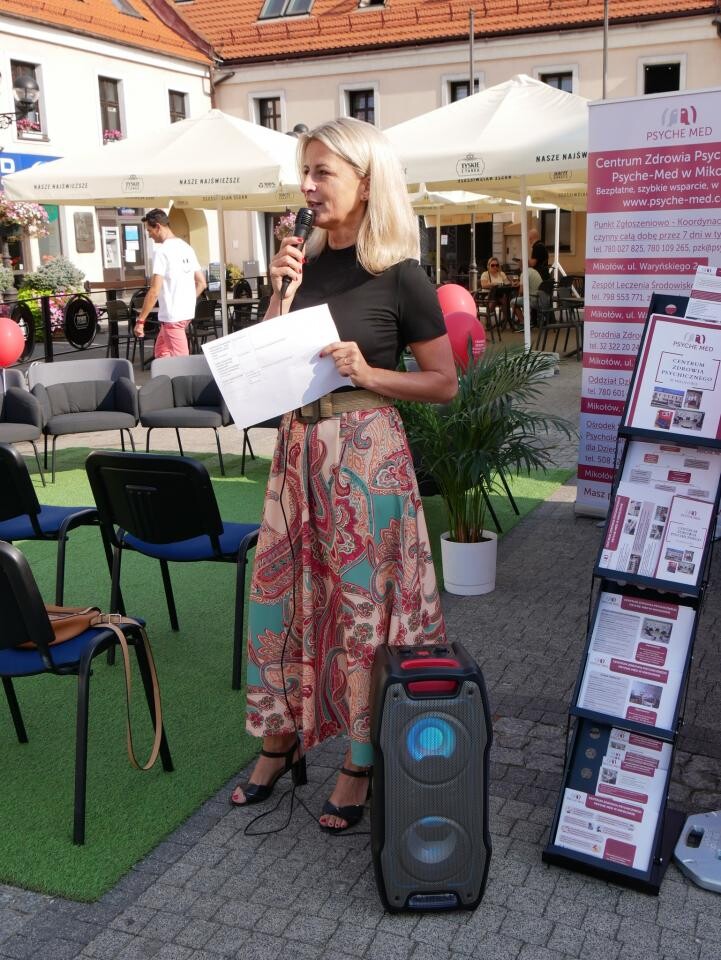 W sobotę, 7 września, mikołowski rynek wypełnił się tłumem osób, które przybyły, by wziąć udział w pierwszym Powiatowym Dniu Zdrowia Psychicznego / fot. Aktualności Powiatu Mikołowskiego FB