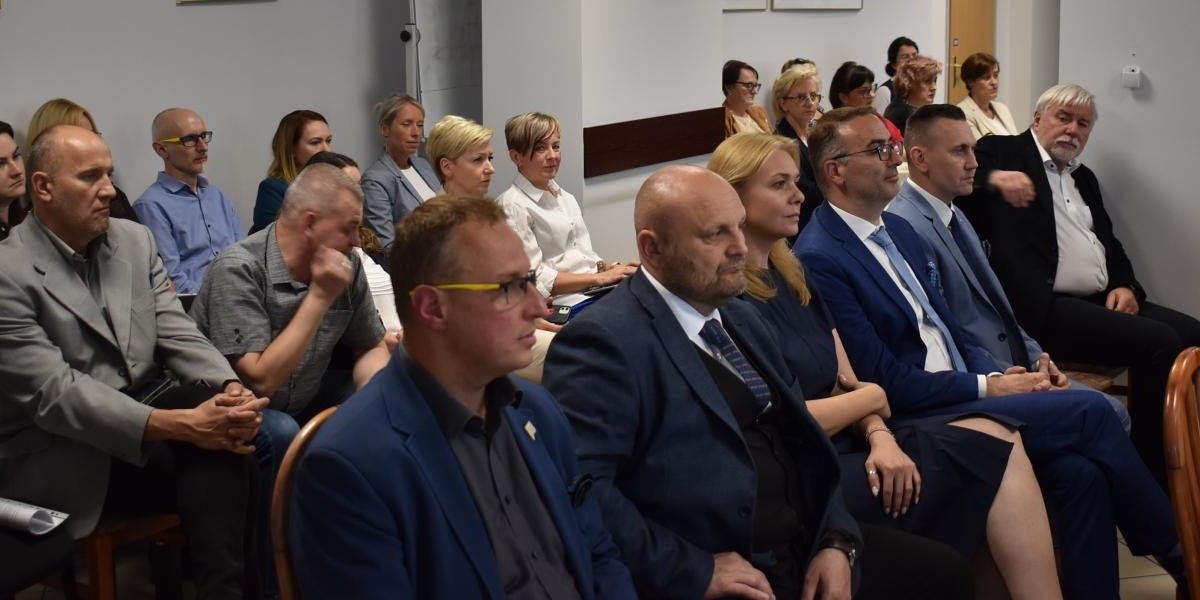 28 maja 2025 r. odbyła się absolutoryjna sesja Rady Powiatu Mikołowskiego / fot. Aktualności Powiatu Mikołowskiego