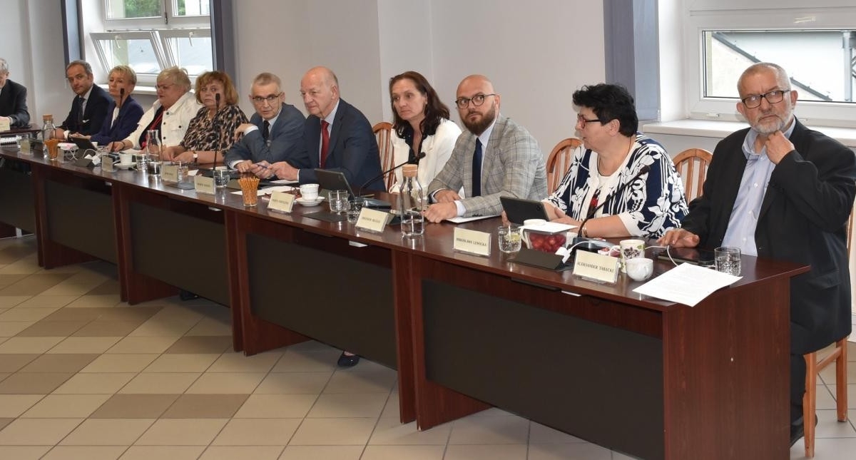 28 maja 2025 r. odbyła się absolutoryjna sesja Rady Powiatu Mikołowskiego / fot. Aktualności Powiatu Mikołowskiego